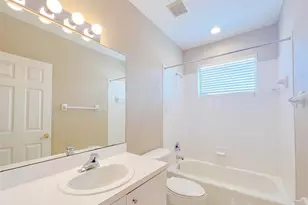 2132 NW 75th Way, Pembroke Pines, FL 33024 - Photo 27