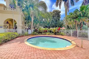 2132 NW 75th Way, Pembroke Pines, FL 33024 - Photo 35