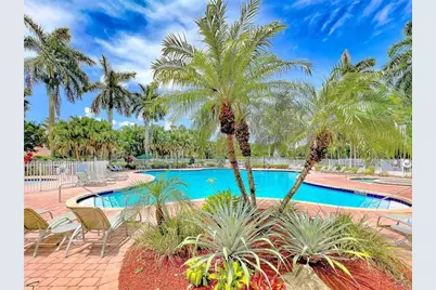 2132 NW 75th Way, Pembroke Pines, FL 33024 - Photo 35