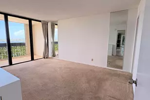 2400 Presidential Way, West Palm Beach, FL 33401 - Photo 5