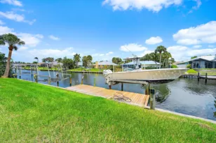 8422 SE Royal St, Hobe Sound, FL 33455 - Photo 29