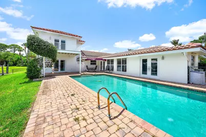8422 SE Royal Street, Hobe Sound, FL 33455 - Photo 15