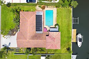 8422 SE Royal St, Hobe Sound, FL 33455 - Photo 3