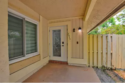 7813 Kenway Place W, Boca Raton, FL 33433 - Photo 5