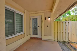 7813 Kenway Pl W, Boca Raton, FL 33433 - Photo 5