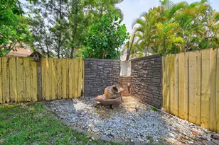 7813 Kenway Pl W, Boca Raton, FL 33433 - Photo 39