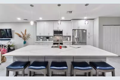 2932 Hidden Harbour Court, Dania Beach, FL 33312 - Photo 5