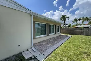 180 SW 77th Ave, Margate, FL 33068 - Photo 3