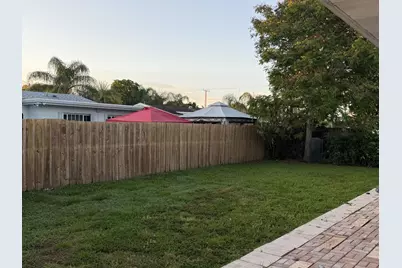 180 SW 77th Avenue, Margate, FL 33068 - Photo 7