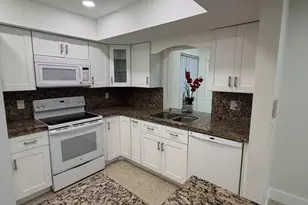 180 SW 77th Ave, Margate, FL 33068 - Photo 21