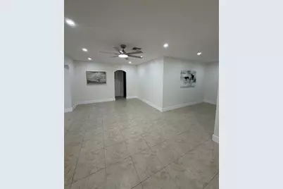 180 SW 77th Avenue, Margate, FL 33068 - Photo 5
