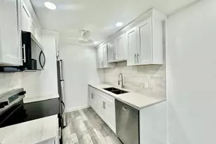3045 Cornwall C, Boca Raton, FL 33434 - Photo 3