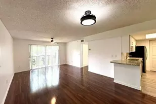 100 Crestwood Ct N, Royal Palm Beach, FL 33411 - Photo 23
