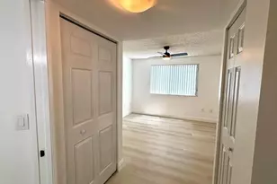 100 Crestwood Ct N, Royal Palm Beach, FL 33411 - Photo 11