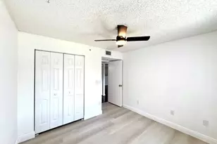 100 Crestwood Ct N, Royal Palm Beach, FL 33411 - Photo 31