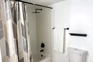 100 Crestwood Ct N, Royal Palm Beach, FL 33411 - Photo 17