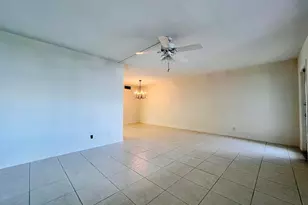 107 Wellington D, West Palm Beach, FL 33417 - Photo 5