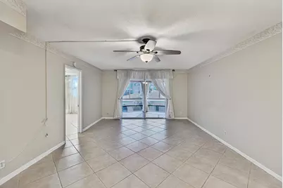 400 SE 10th Street #205, Deerfield Beach, FL 33441 - Photo 7