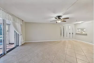 400 SE 10th Street #205, Deerfield Beach, FL 33441 - Photo 15