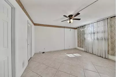 400 SE 10th Street #205, Deerfield Beach, FL 33441 - Photo 5