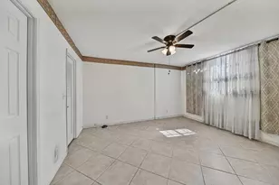 400 SE 10th St, Deerfield Beach, FL 33441 - Photo 5