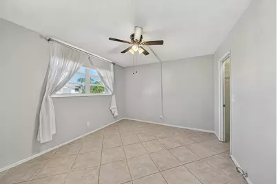400 SE 10th Street #205, Deerfield Beach, FL 33441 - Photo 21