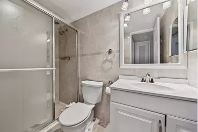 400 SE 10th Street #205, Deerfield Beach, FL 33441 - Photo 23