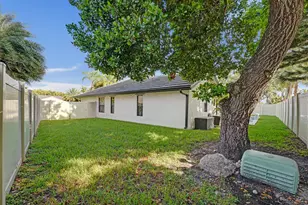 800 Blue Ridge Way, Davie, FL 33325 - Photo 21