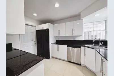 533 NW 47th Avenue, Coconut Creek, FL 33063 - Photo 5