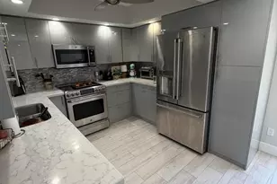 806 NW 41st Ct, Deerfield Beach, FL 33064 - Photo 15