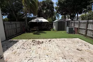 806 NW 41st Ct, Deerfield Beach, FL 33064 - Photo 11
