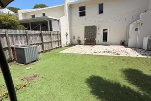806 NW 41st Ct, Deerfield Beach, FL 33064 - Photo 7