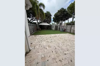 806 NW 41st Court #., Deerfield Beach, FL 33064 - Photo 7