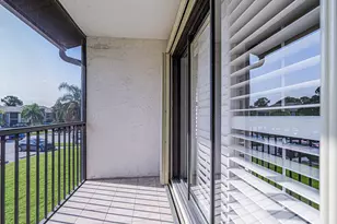 1605 SW Silver Pine Way, Palm City, FL 34990 - Photo 9