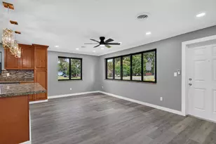 24 NW Ave I, Belle Glade, FL 33430 - Photo 9
