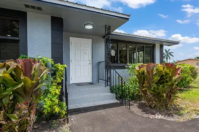 24 NW Avenue I, Belle Glade, FL 33430 - Photo 5