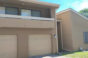 2930 W Missionwood Ln, Miramar, FL 33025 - Photo 3