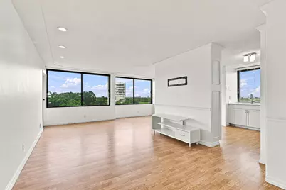 1500 Presidential Way #704, West Palm Beach, FL 33401 - Photo 5