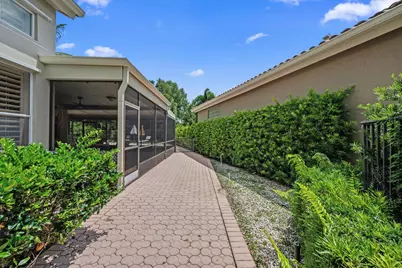 12557 Mallet Circle, Wellington, FL 33414 - Photo 29