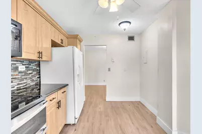 3959 Via Poinciana #104, Lake Worth, FL 33467 - Photo 19