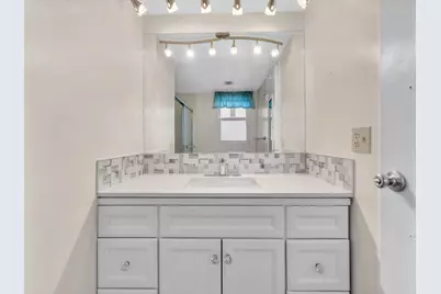 3959 Via Poinciana #104, Lake Worth, FL 33467 - Photo 39