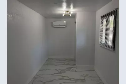 160 SE 15th Avenue #Unit B, Pompano Beach, FL 33060 - Photo 1