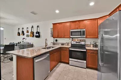 6977 Broadland Way, Coconut Creek, FL 33073 - Photo 5