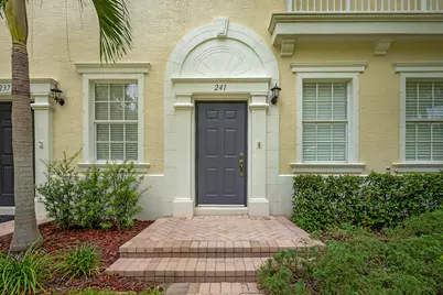 241 E Thatch Palm Circle, Jupiter, FL 33458 - Photo 3