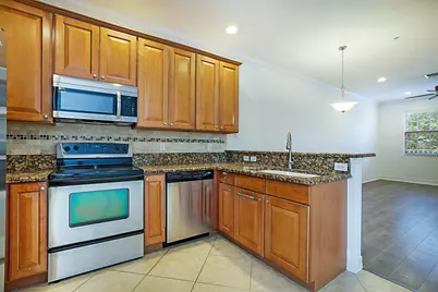 241 E Thatch Palm Circle, Jupiter, FL 33458 - Photo 15