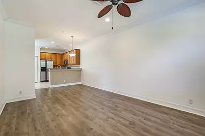 241 E Thatch Palm Circle, Jupiter, FL 33458 - Photo 11