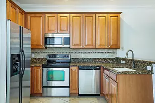241 E Thatch Palm Cir, Jupiter, FL 33458 - Photo 13