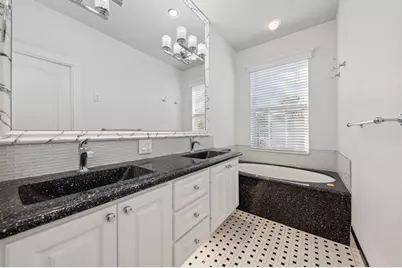 477 Capistrano Drive, Palm Beach Gardens, FL 33410 - Photo 13