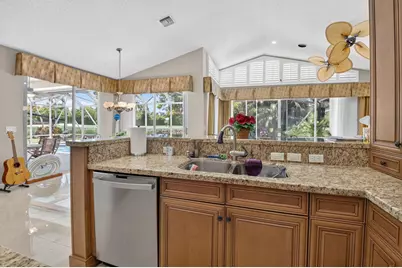 10546 Stonebridge Boulevard, Boca Raton, FL 33498 - Photo 25