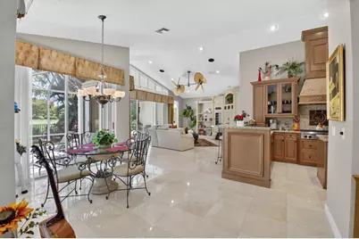 10546 Stonebridge Boulevard, Boca Raton, FL 33498 - Photo 13